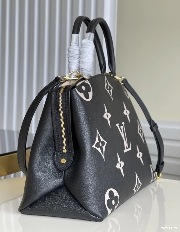 WIS VUITTON PALAIS LOUIS GRAND 0211